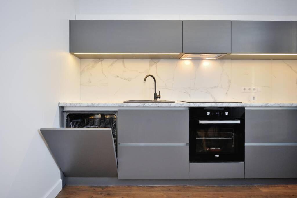 Salia Kauno Centro Apartman Kaunas Kültér fotó